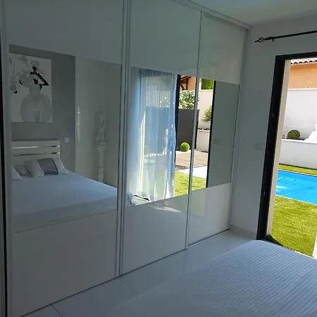 Splendide Avec Piscine Vila *