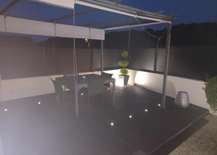 Vila Splendide Avec Piscine Gleizé